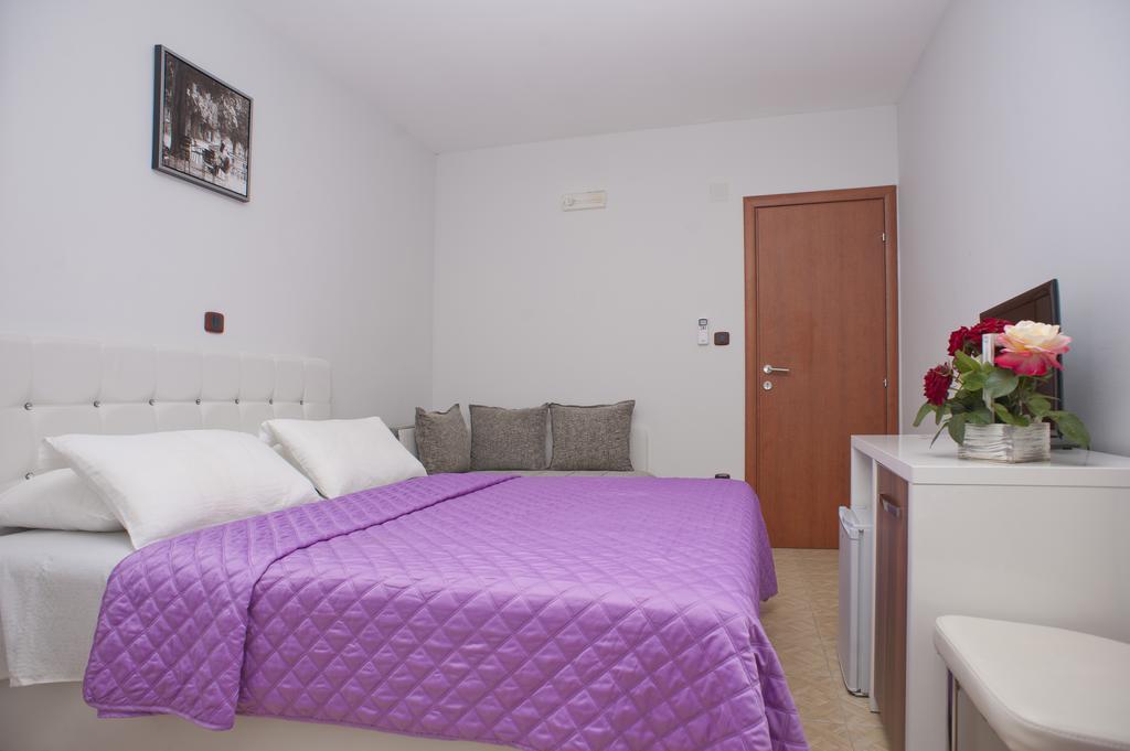 Apartments Gold Budua Esterno foto
